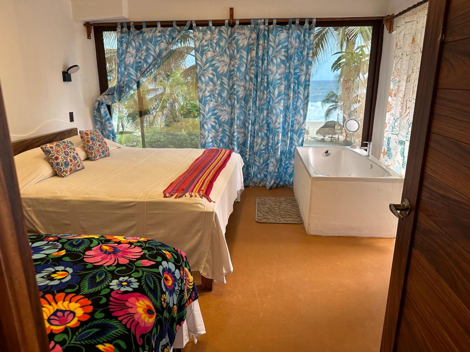 Beachfront Paradise Boutique Hotel Agua Blanca Bagian luar foto